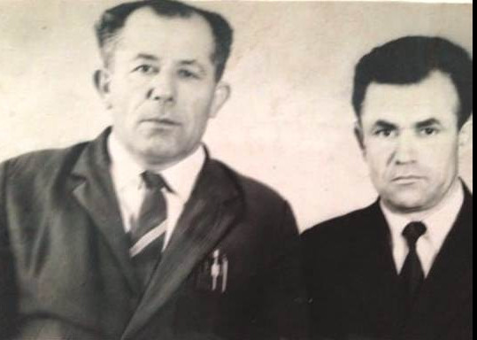 В рамках серии публикаций «Семьи Дагестана» приуроченной к Году семьи, знакомим с педагогической династией братьев Гусейхановых, в которой профессиональный стаж учителя составляет более 300 лет